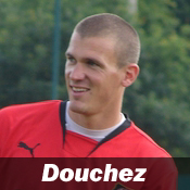 Douchez returns to training