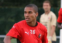 Marveaux in the squad at the Stade du Ray