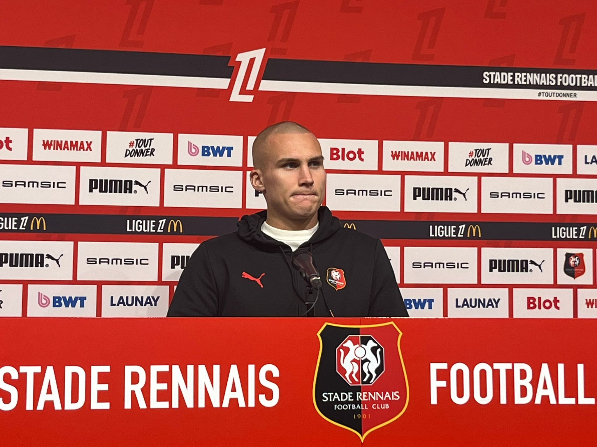 Mercato : Leo Ostigard définitivement transféré au Genoa (officiel)
