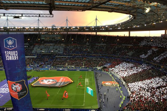 « 48 ans après, le Stade renaît ! »