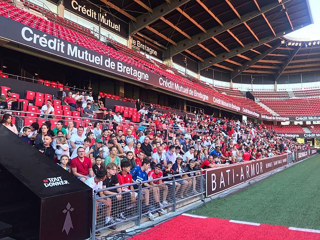 Entraînement : le public au rendez-vous au Roazhon Park ! 