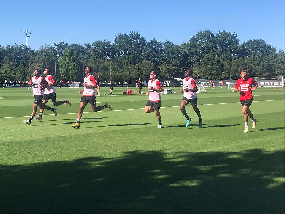 Sondage SRO : Que pensez-vous du nouveau maillot du SRFC ?