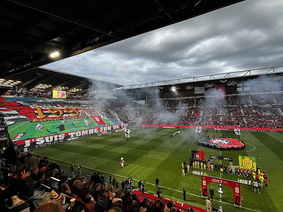 Le RCK et le SRFC réagissent après des saluts néonazis au Roazhon Park lors du derby