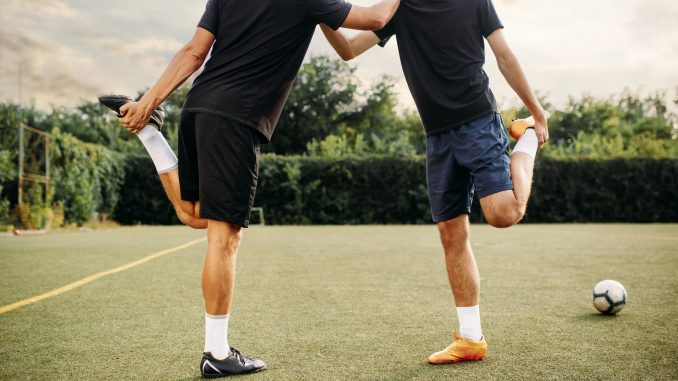 Les avantages de continuer l'entraînement de foot pendant la coupure