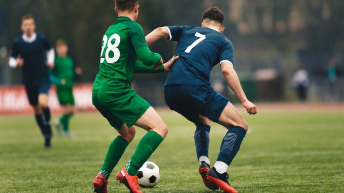 Textiles techniques : comment choisir une tenue de foot respirante et anti-transpiration ?